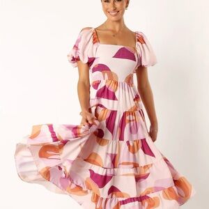 BRAND NEW dress! Looks amazing on!